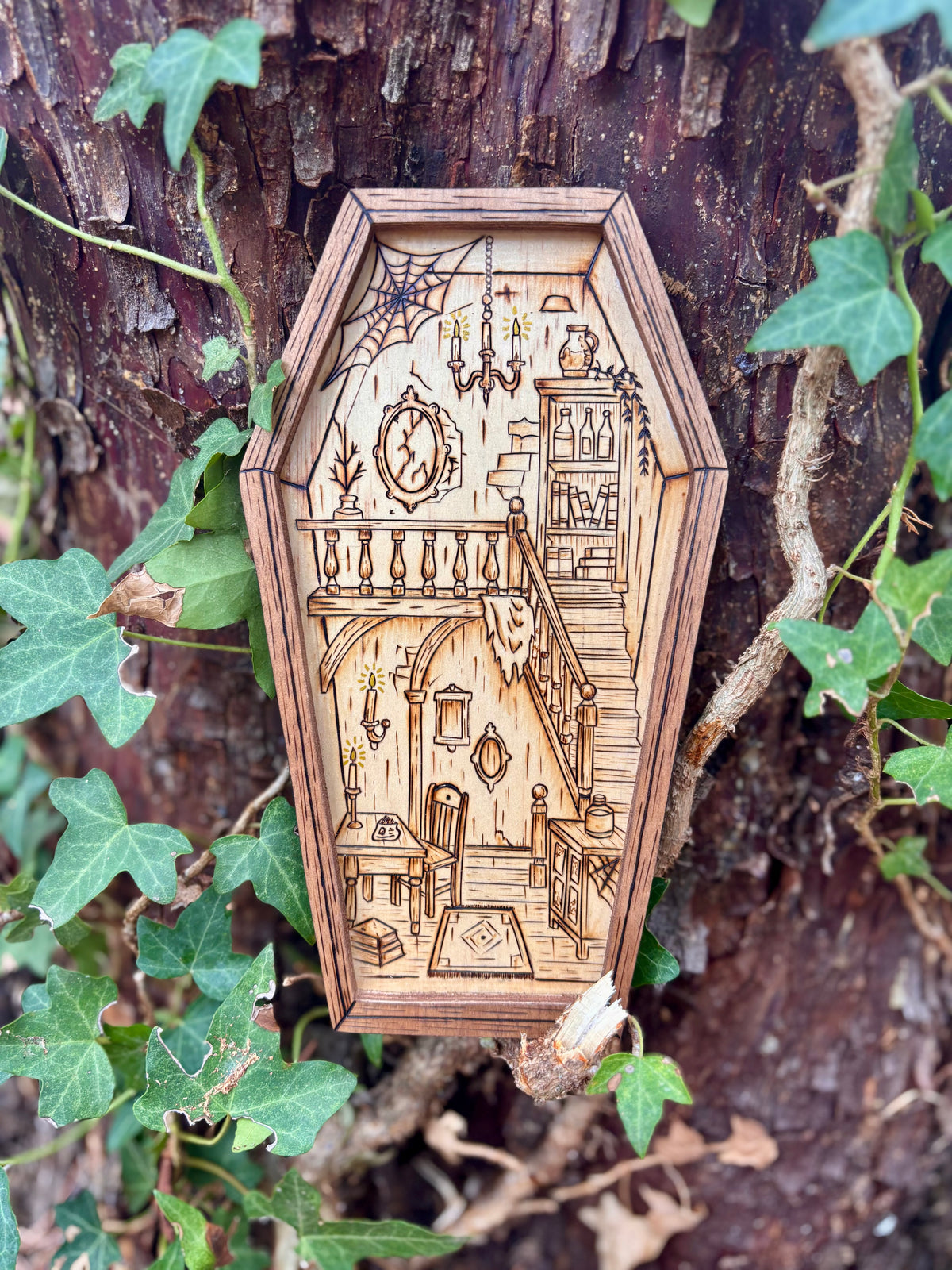 CERCUEIL HANTÉ - Habitat miniature