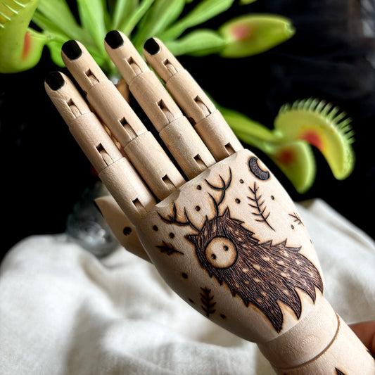 MAIN ARTICULÉE "CREATURE DES BOIS"