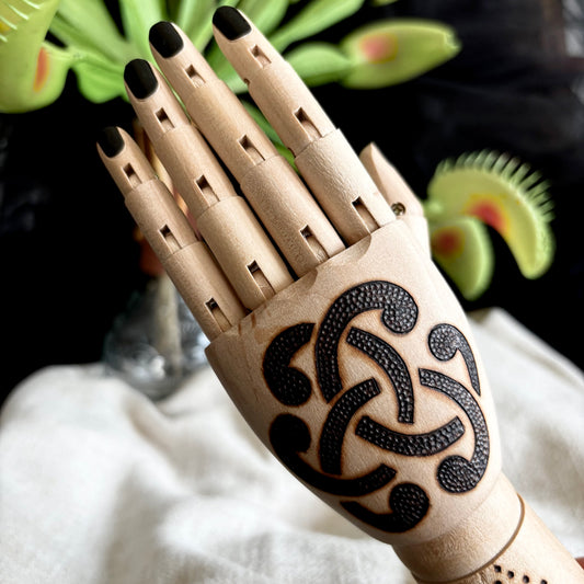 MAIN ARTICULÉE "CELTE"