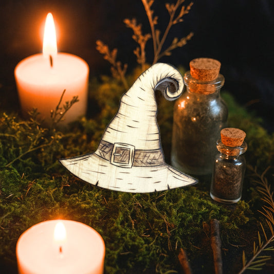 MAGNET EN BOIS CHAPEAU DE SORCIÈRE