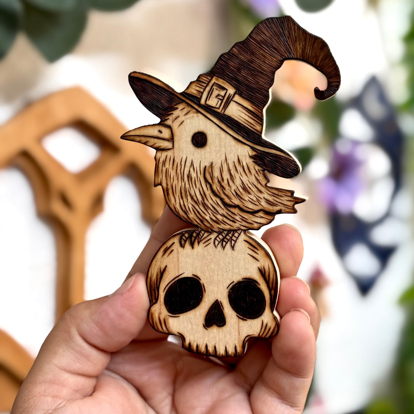 MAGNET EN BOIS CORBEAU