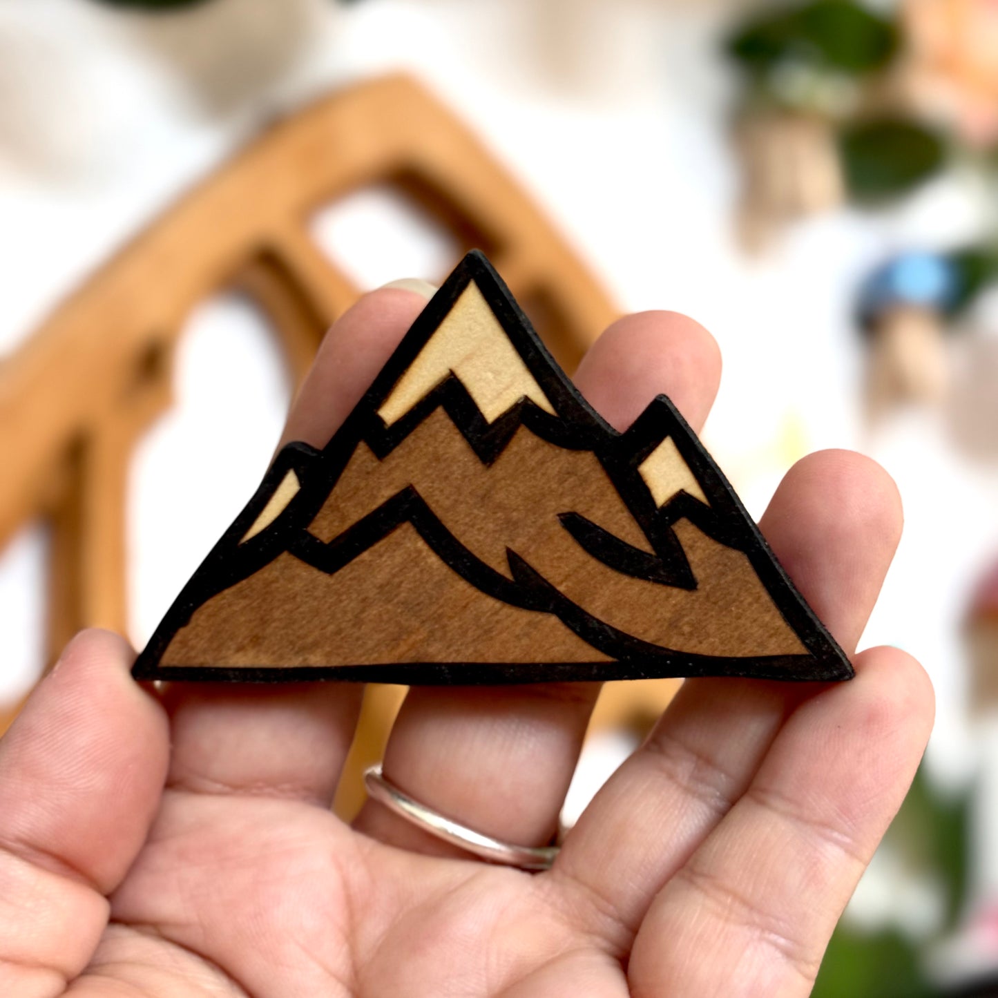MAGNET EN BOIS MONTAGNE