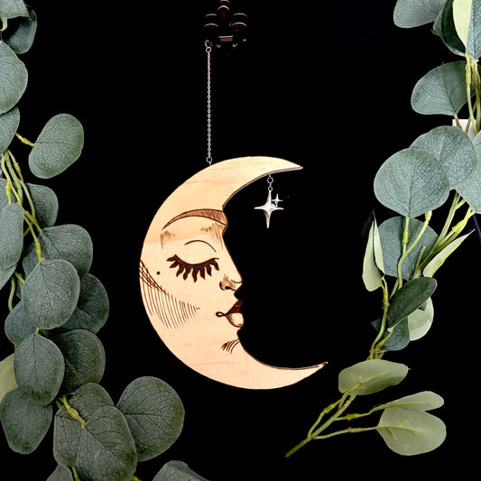 LUNE SUSPENDUE