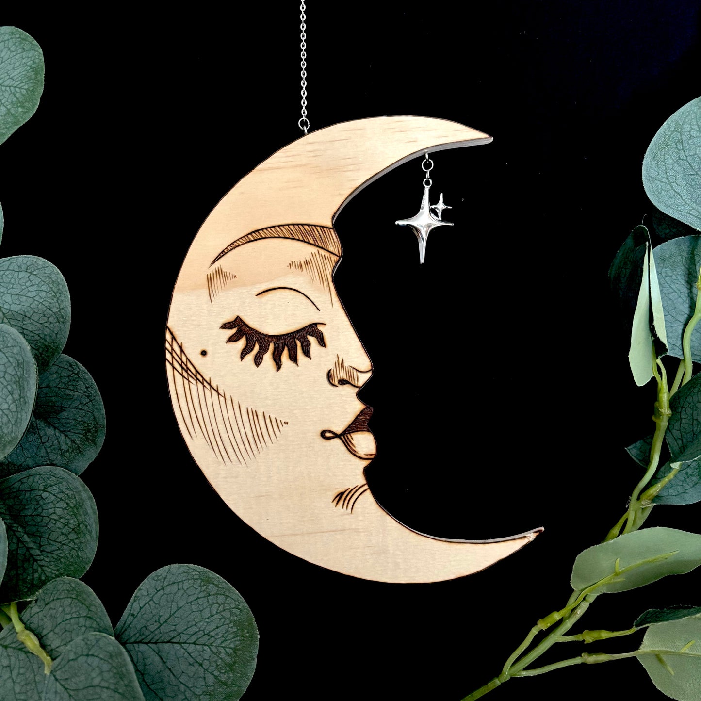 LUNE SUSPENDUE