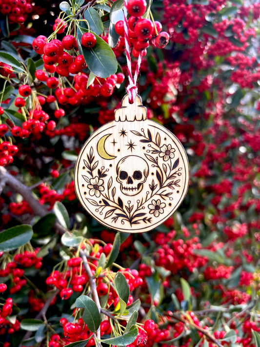 DECORATION DE SAPIN - Boule crâne