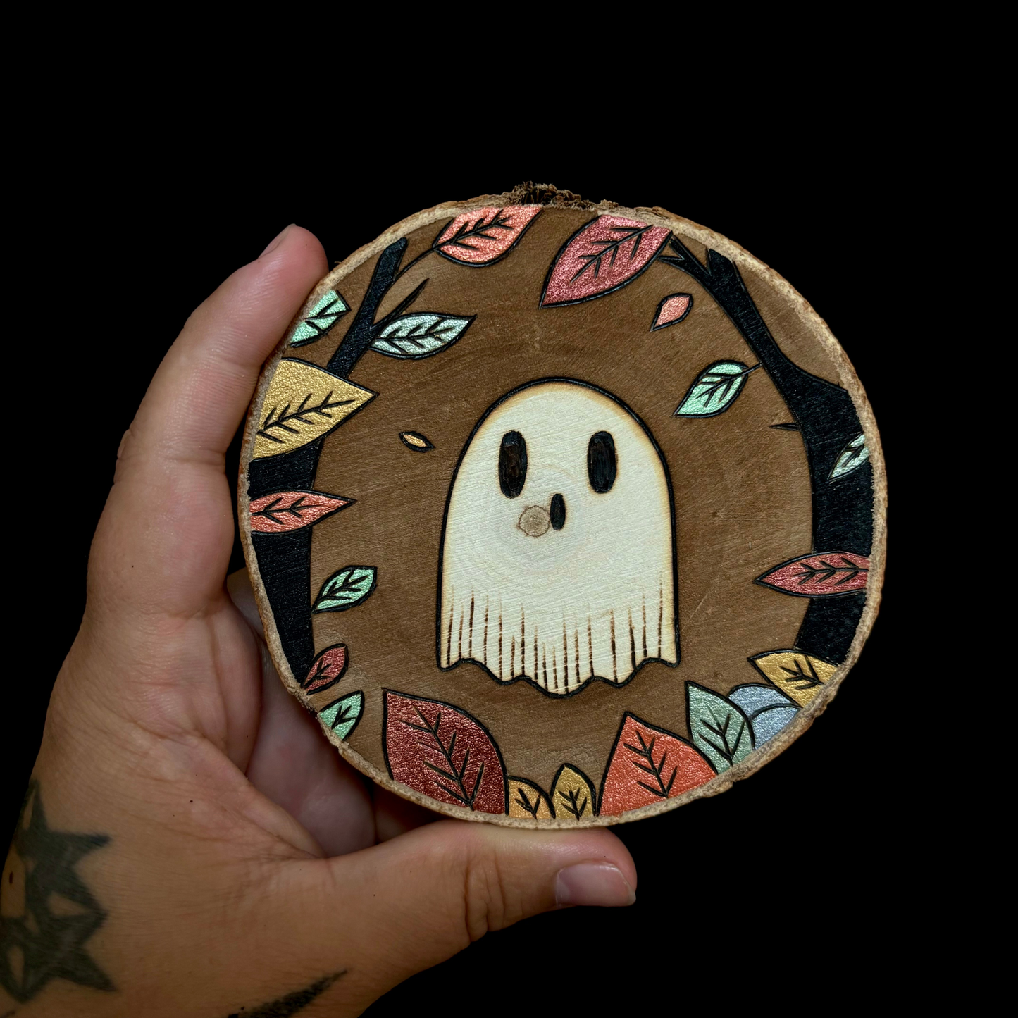MAXI MAGNET EN BOIS FANTOME