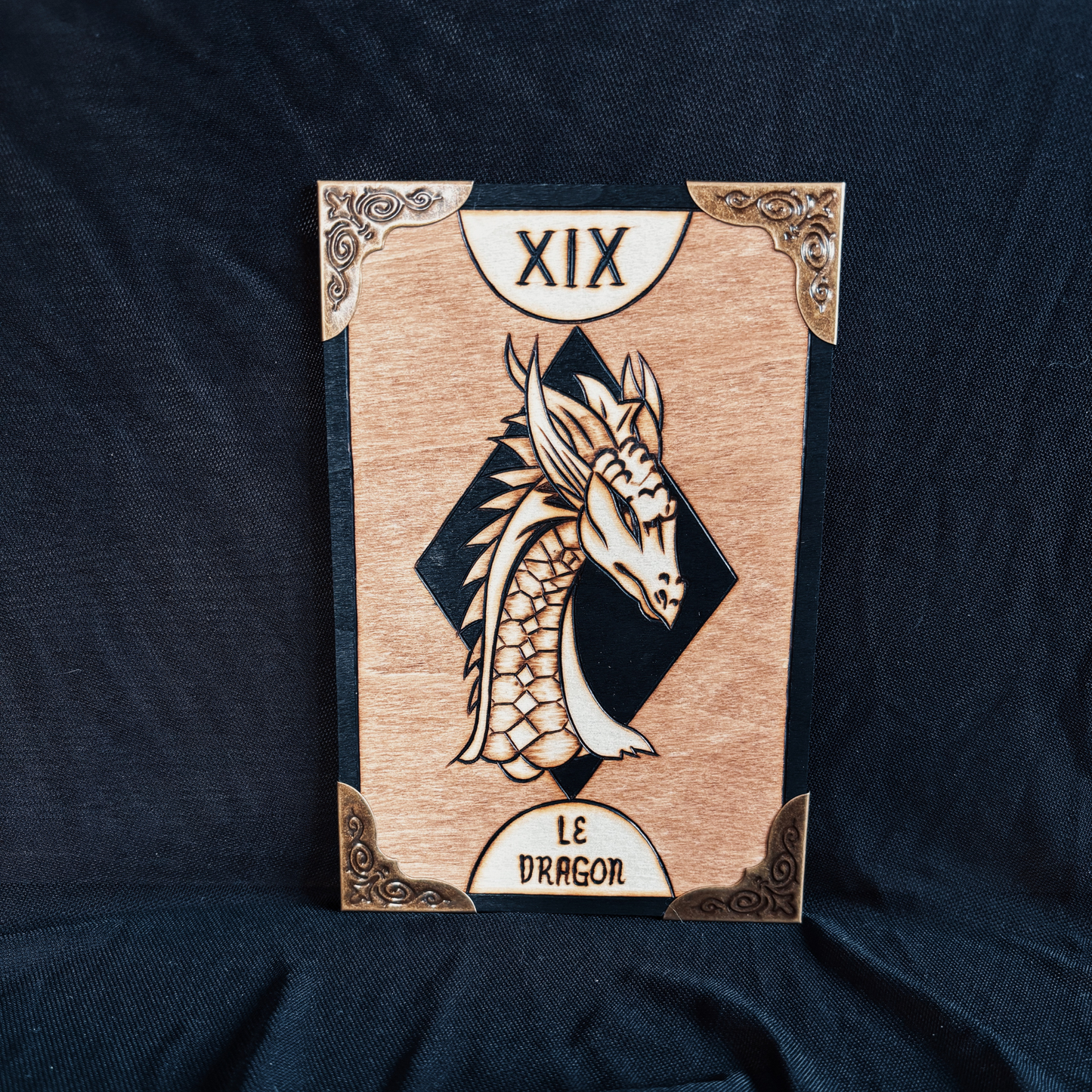 XIX - LE DRAGON